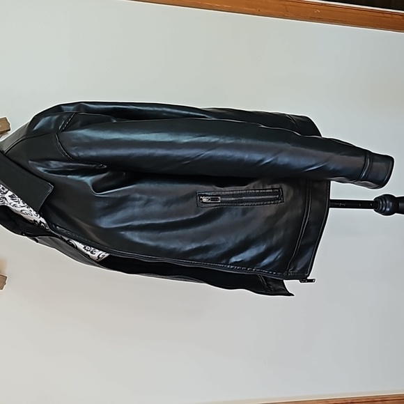 Woman's Black Jacket. NWOT - Picture 4 of 6